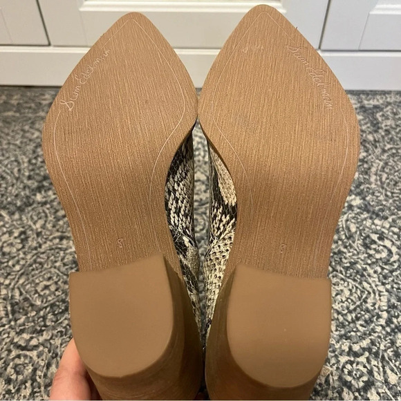 NWT SAM EDELMAN Leonia Buckle Pointed Toe Snakeskin Ankle Booties - Picture 9 of 12